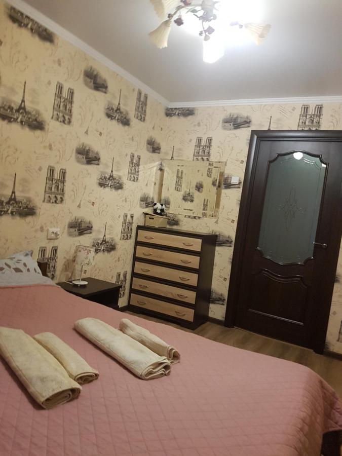 2Х Комнатная С Ремонтом В Центре.Renovated, Center Lejlighed Khmelʼnytsʼkyy Eksteriør billede
